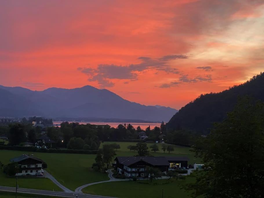 Schoene Ferienwohnung Mit Wolfgangseeblick Strobl Esterno foto